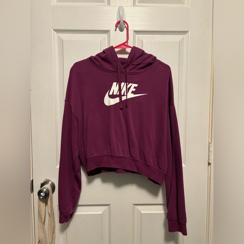 Women’s Nike cropped hoodie